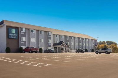 Sleep Inn & Suites Clarion