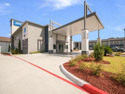 Americas Best Value Inn & Suites Northeast Houston