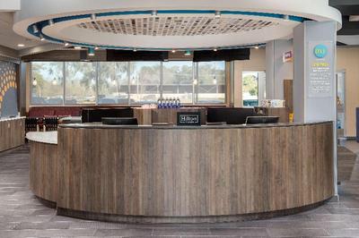 Tru by Hilton Beaufort