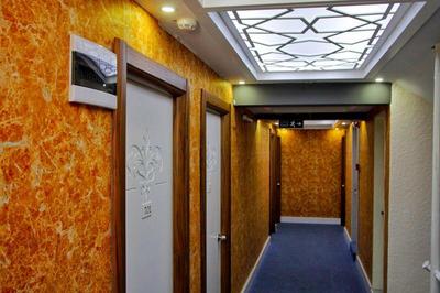 Wox Ew  Hotel