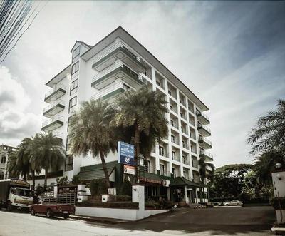 Maneerote Hotel Surin