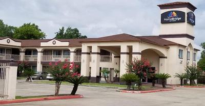 Homebridge Inn And Suites