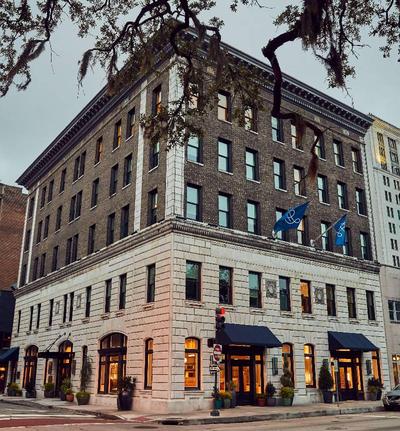The Drayton Hotel Savannah, Curio Collection by Hi