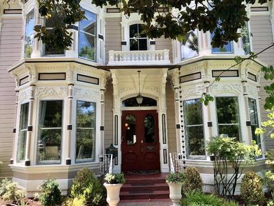 Mccall House Boutique Inn