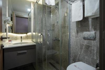 Enerji Hotel