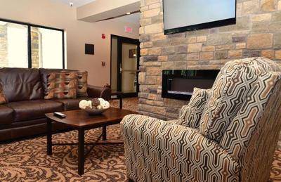 Cobblestone Inn & Suites - Clarion