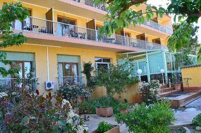 Hôtel Cyrnea