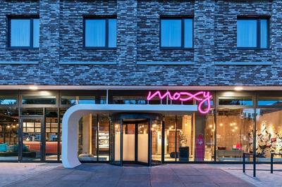 Moxy Hamburg City