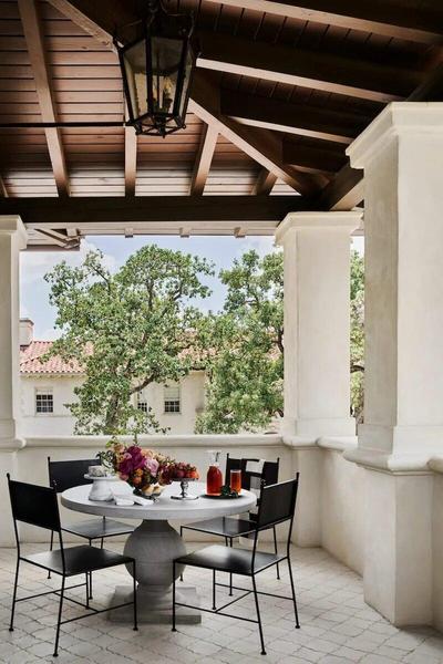 Commodore Perry Estate, Auberge Resorts Collection