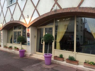 Hotel Anne De Beaujeu