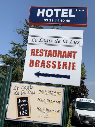 Hotel Restaurant Le Logis De La Lys