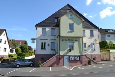 Restaurant & Landhotel Zum Niestetal