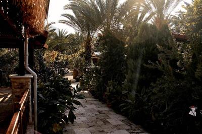 Azur Hotel Çral