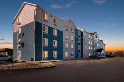 Woodspring Suites Champaign Near University