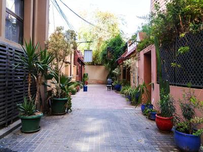 Riad Douirtna