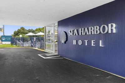 Sea Harbor Hotel