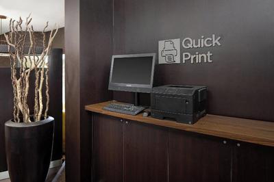 Courtyard By Marriott Houston Rice University