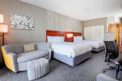 Courtyard By Marriott Dallas Arlington South