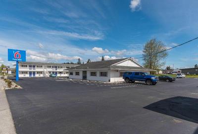 Motel 6 Burlington, WA