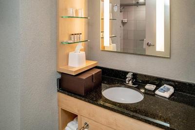 Delta Hotels By Marriott Huntington Downtown
