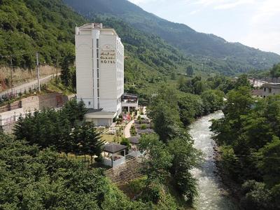 Jolnar Garden Hotel