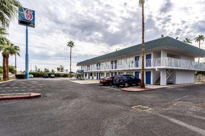 Motel 6 Blythe, CA