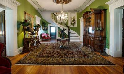 Belle Air Mansion