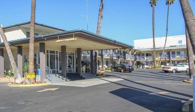Motel 6 San Diego Airport - Harbor