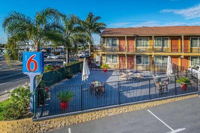 Motel 6 San Diego, CA - Southbay