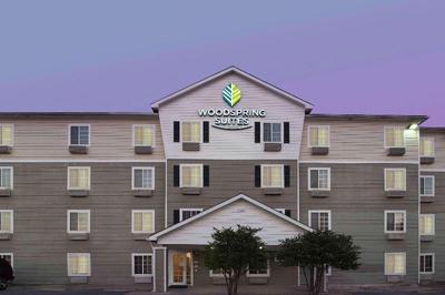 WoodSpring Suites Austin North I-35