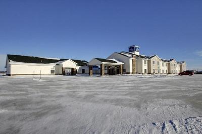 Cobblestone Inn & Suites - Bottineau