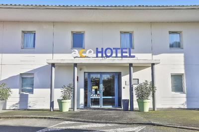 ACE Hôtel Vendée Sainte Hermine (ex Clem'otel)