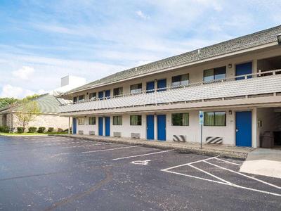 Motel 6 Columbus, OH - OSU