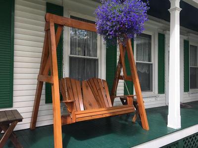 The Colonial Motel