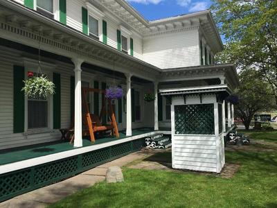The Colonial Motel