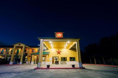 Palace Inn