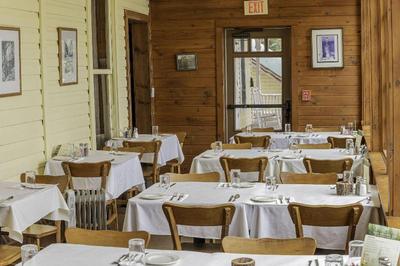 The Woods Inn
