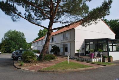 Hôtel Restaurant Relais des Champs