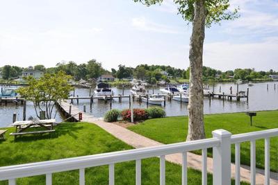 Anchored Inn At Hidden Harbour Marina