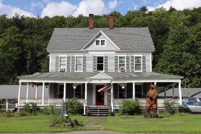 Reynolds House Inn & Motel