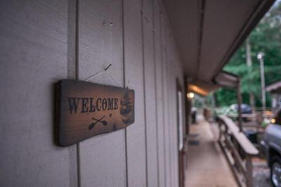 The Cascades Inn