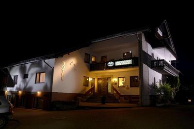 Hotel & Ferienwohnungen Seeschlößchen