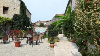Hotel Du Donjon