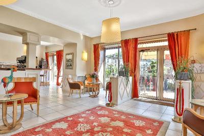 Logis Hotel Charbonnel
