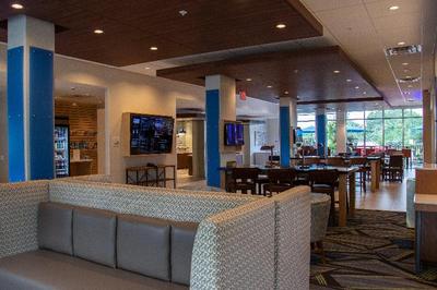 Holiday Inn Exp & Sts Tuscaloosa East Cottondale