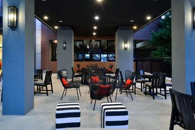 Hampton Inn & Suites Greensboro Downtown, NC