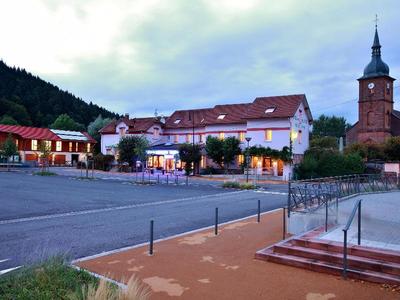 Logis Hotel Des Lacs
