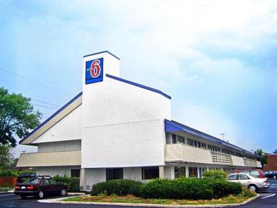 Motel 6 Columbus OH - OSU North