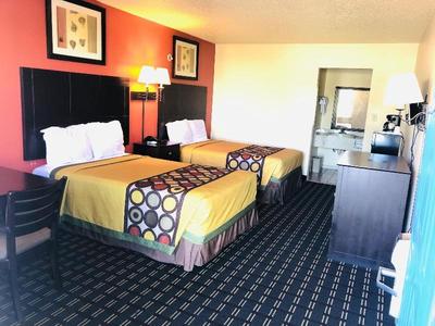 Executive Inn & Suites