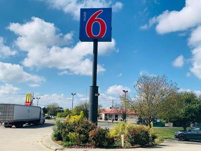 Motel 6 Franklin OH